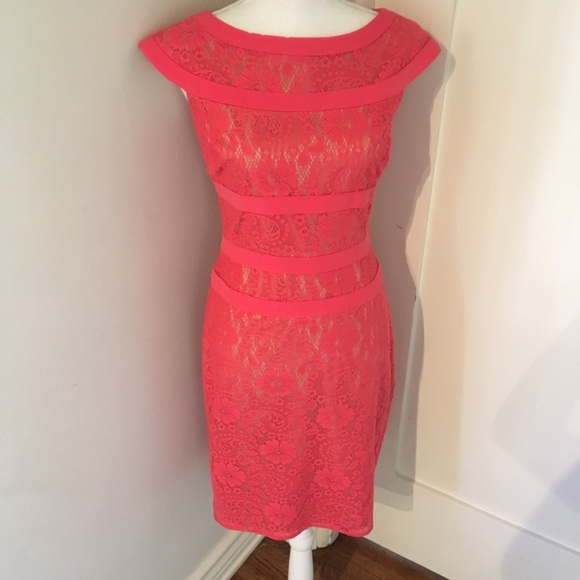 Adrianna Papell Dresses & Skirts - $159 Adrianna Papell Lace Overlay Dress Size 4